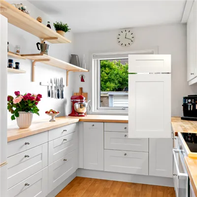 کابینت آشپزخانه مدرن شیکر سفید